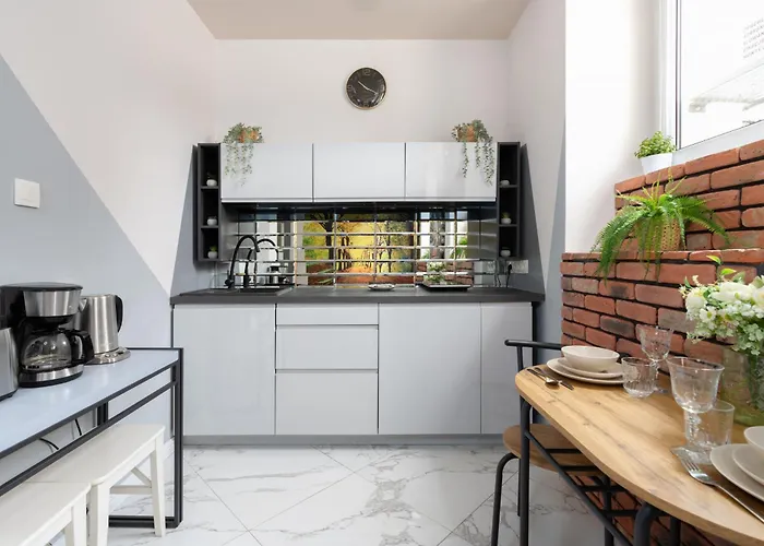 Underground Level Close To The Market Square In By Renters * Poznan